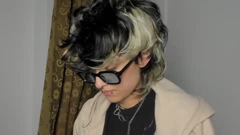 Otto 3 online show from December 29, 2024, 6:35 am