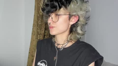 Otto 3 online show from January 21, 2025, 5:49 am