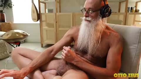 Snapshot of ottozeus chatting on August 7, 2026, 11:07 pm Otto Zeus online show from August 7, 2026, 11:07 pm
