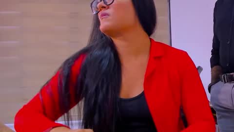 Hi guys online show from January 13, 2026, 9:09 pm