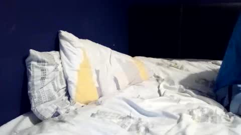 Owen kayz online show from October 22, 2025, 7:13 pm