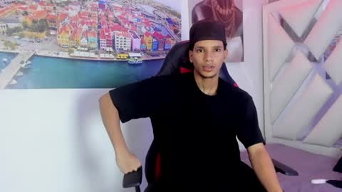 Snapshot of owen_blaze3 chatting on June 15, 2026, 3:20 am owen blaze online show from June 15, 2026, 3:20 am