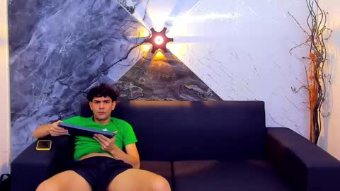 Snapshot of owen_mccarthy chatting on January 25, 2025, 3:51 am owen_mccarthy online show from January 25, 2025, 3:51 am