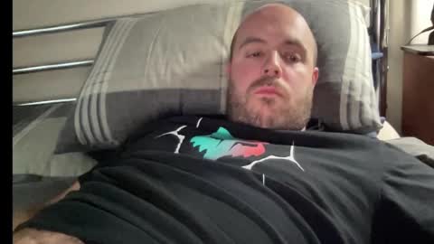 Owen2022 online show from December 17, 2024, 2:33 pm