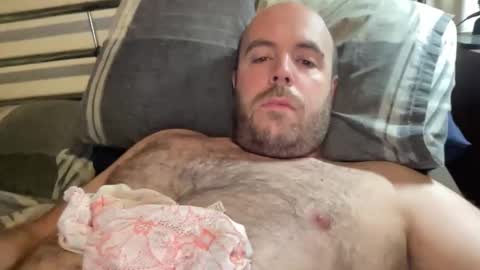 Owen2022 online show from September 25, 2025, 6:17 am