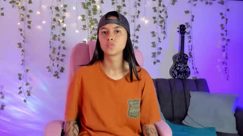 Owen foxx online show from November 10, 2025, 3:33 pm