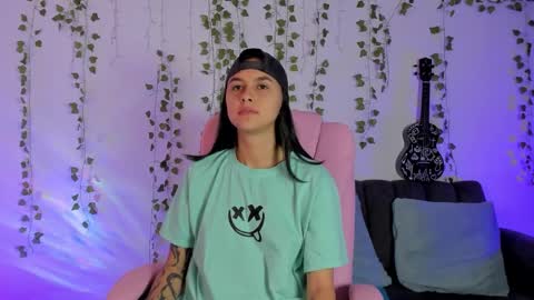 Owen foxx online show from November 11, 2025, 1:55 pm