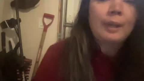 oxovickyoxo online show from October 20, 2025, 10:32 pm