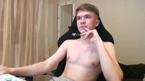 Snapshot of oydikey chatting on September 30, 2025, 2:44 pm Oydin online show from September 30, 2025, 2:44 pm