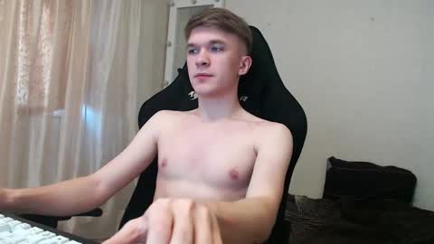 Snapshot of oydikey chatting on October 1, 2025, 12:11 pm Oydin online show from October 1, 2025, 12:11 pm