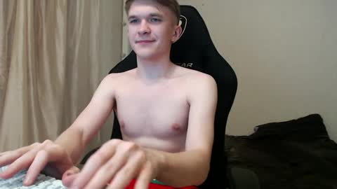 Snapshot of oydikey chatting on October 4, 2025, 1:36 am Oydin online show from October 4, 2025, 1:36 am