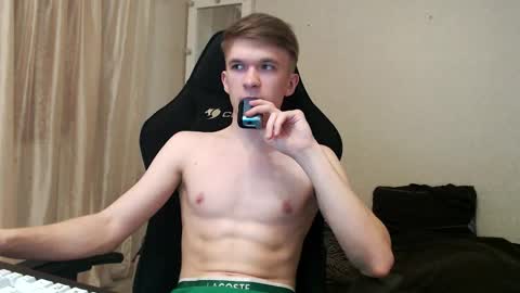 Snapshot of oydikey chatting on October 7, 2025, 2:25 pm Oydin online show from October 7, 2025, 2:25 pm