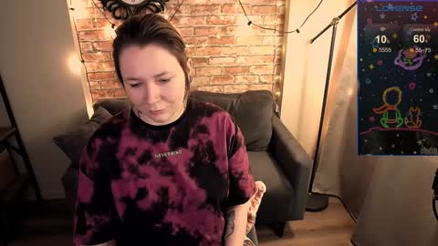 ozalin_green online show from January 18, 2025, 11:00 am