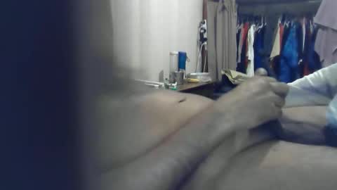 ozchaad online show from October 1, 2025, 12:44 pm