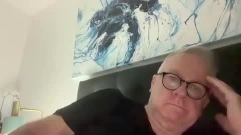 ozhairybearxxxx online show from December 21, 2024, 12:49 pm