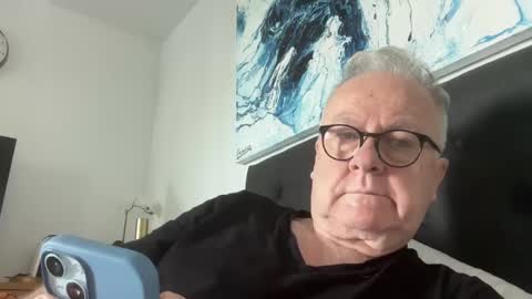 ozhairybearxxxx online show from December 22, 2024, 11:52 pm