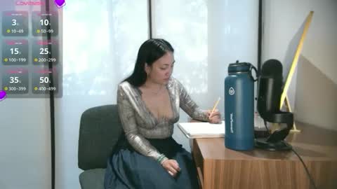 ozhmara online show from November 12, 2025, 1:55 pm