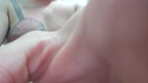 ozone1992 online show from January 18, 2025, 6:13 am