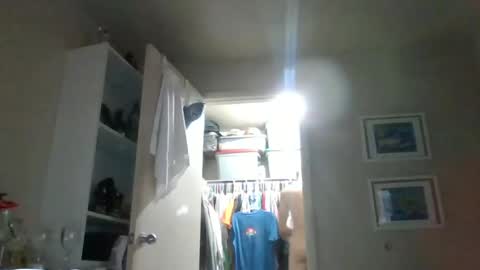 0zzy78 online show from October 19, 2025, 1:39 am