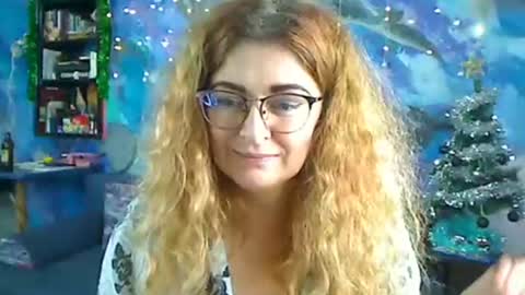 Snapshot of ozzy_helen chatting on January 3, 2025, 9:47 pm Ozzy Helen online show from January 3, 2025, 9:47 pm