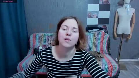 Ella online show from November 13, 2025, 8:13 am