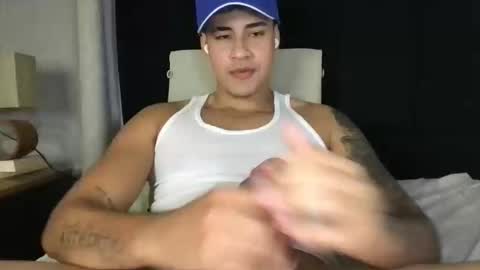 Javi    online show from February 6, 2025, 12:33 am