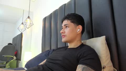 Javi    online show from February 6, 2026, 1:25 pm