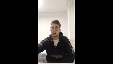 Snapshot of pabloherraizsoria1707 chatting on February 14, 2026, 7:54 pm pabloherraizsoria1707 online show from February 14, 2026, 7:54 pm