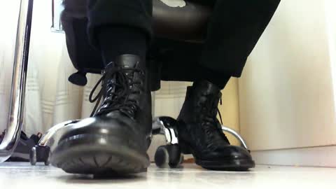 Pablo Meness online show from March 10, 2025, 2:05 pm