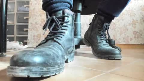 Pablo Meness online show from December 23, 2025, 6:44 am