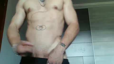 Snapshot of pablomller chatting on May 16, 2026, 3:44 pm Pablo Mller online show from May 16, 2026, 3:44 pm