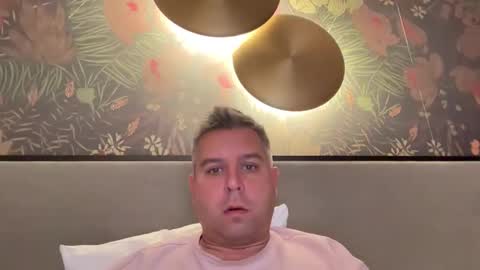 Snapshot of pabs197701 chatting on November 17, 2025, 3:40 pm pabs197701 online show from November 17, 2025, 3:40 pm