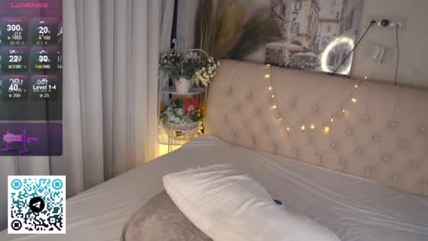 Kimlovense is activeThere are legends that in this room all your wishes can come true  Private is Open online show from February 12, 2025, 8:29 pm