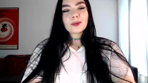Page 3 online show from September 18, 2025, 9:17 pm