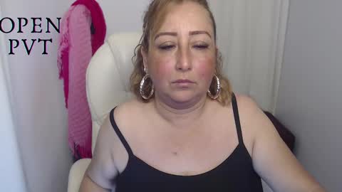 paiperhalliwey online show from February 2, 2025, 3:17 pm