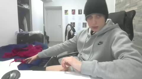 pere online show from February 2, 2026, 10:58 am