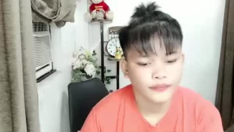 pakarat_karatxcx online show from October 13, 2025, 9:20 am