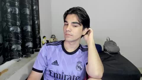 pakun_ online show from November 7, 2025, 3:17 am