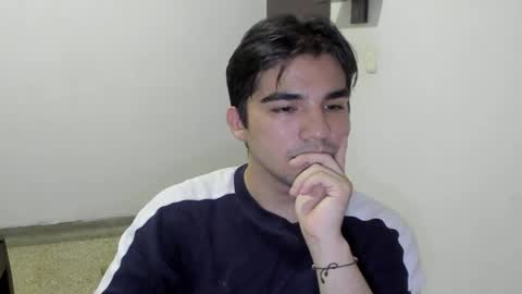 pakun_ online show from May 18, 2026, 5:30 pm