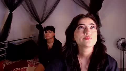 Snapshot of palmerandsony chatting on March 1, 2026, 11:51 pm online show from March 1, 2026, 11:51 pm