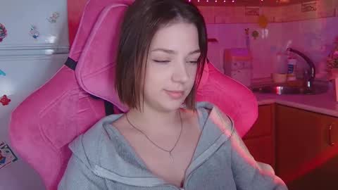 Pam online show from April 18, 2026, 7:07 pm