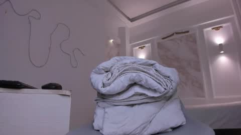 pamela online show from October 14, 2025, 10:43 pm