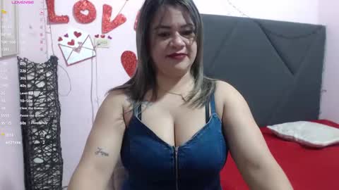 pamela_echeverria online show from February 21, 2026, 11:33 am