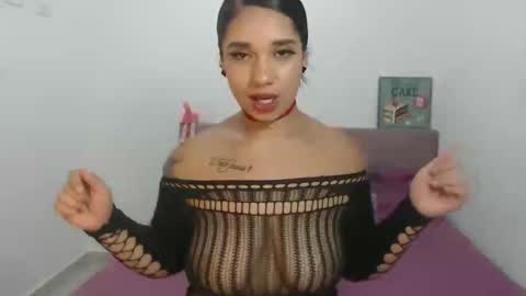 pamela_james15 online show from March 8, 2025, 5:28 am