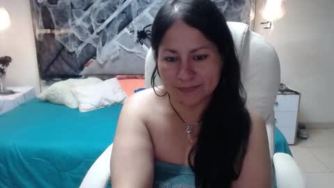 Snapshot of pamela_jones7 chatting on October 10, 2025, 3:49 am Pamela Jones online show from October 10, 2025, 3:49 am