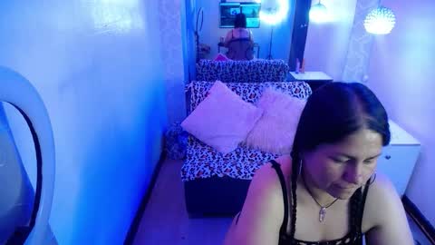 Snapshot of pamela_jones7 chatting on November 9, 2025, 2:21 am Pamela Jones online show from November 9, 2025, 2:21 am