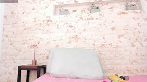 Snapshot of pamela_west chatting on January 13, 2025, 7:10 pm Pamela West online show from January 13, 2025, 7:10 pm