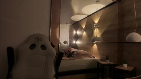 Snapshot of pamela_west chatting on November 13, 2025, 7:57 pm Pamela West online show from November 13, 2025, 7:57 pm