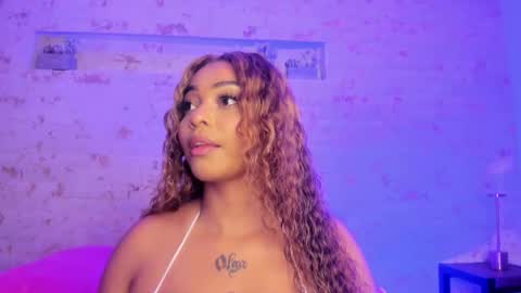 Snapshot of pamela_west chatting on February 18, 2026, 7:43 pm Pamela West online show from February 18, 2026, 7:43 pm