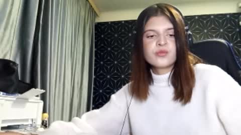 Snapshot of pamelamcmeen chatting on October 10, 2025, 1:54 pm Pamela online show from October 10, 2025, 1:54 pm